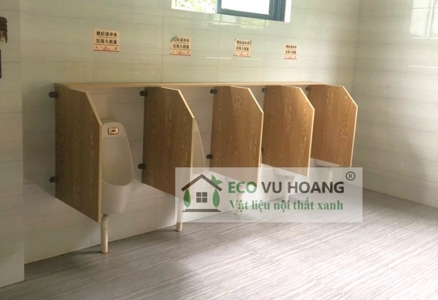 VÁCH NGĂN VỆ SINH VỚI GỖ DÁN PLYWOOD