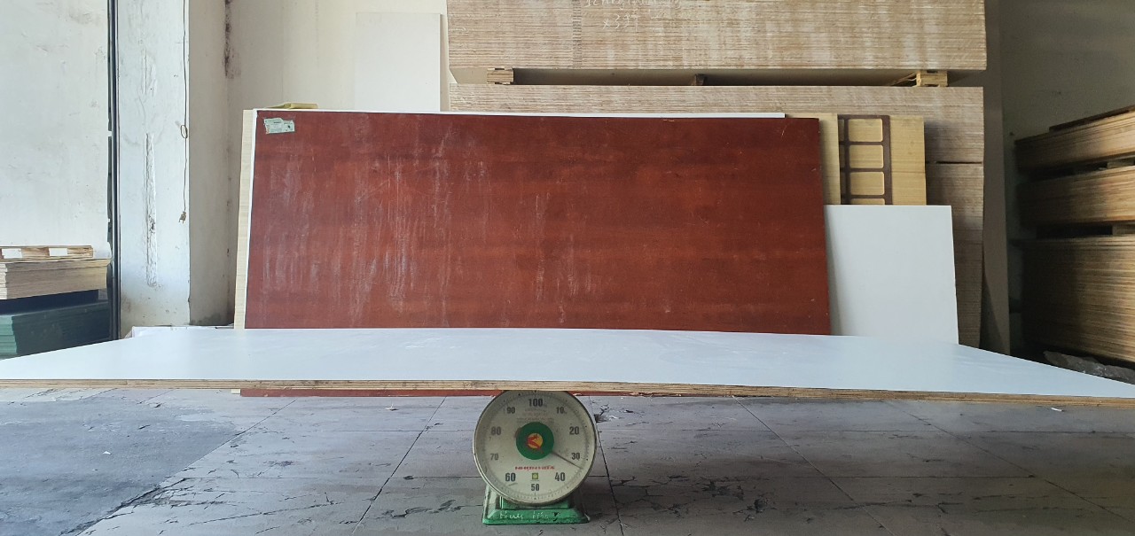 Vì sao Gỗ Plywood Nặng Hơn Lại Tốt Hơn ?