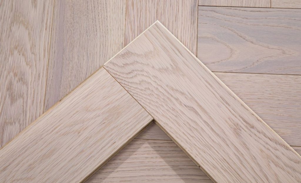 So sánh sàn gỗ plywood và sàn gỗ công nghiệp